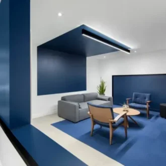 Балкон как комната: тепло, свет, мебель