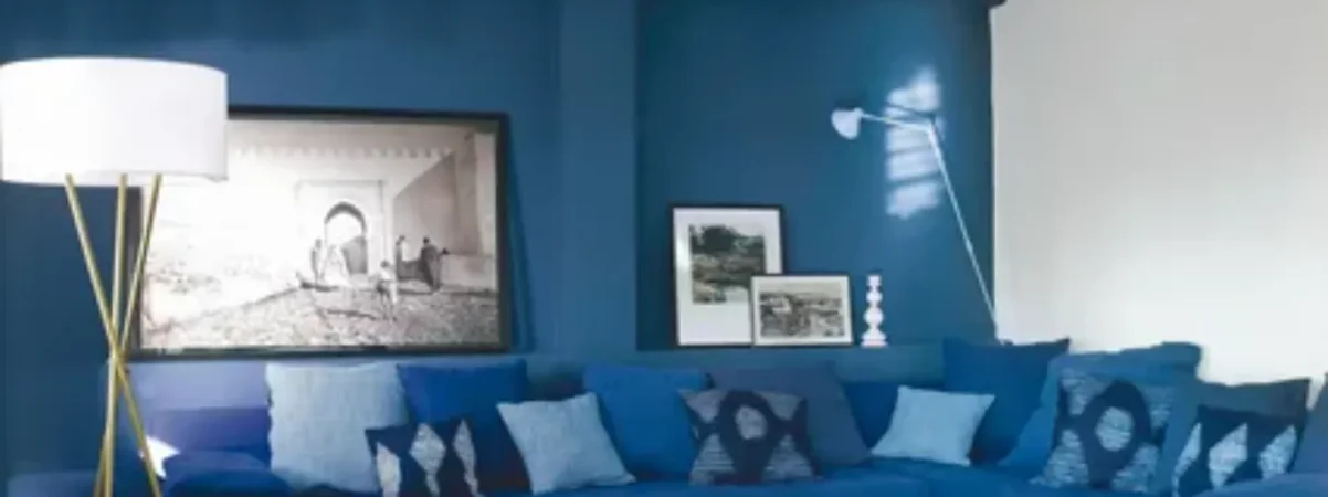 Галерея на лестнице: композиция без ошибок